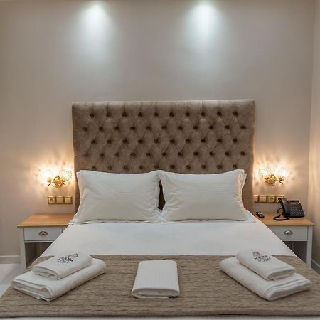 Agora Luxury Boutique Hotel Лоутраки Экстерьер фото