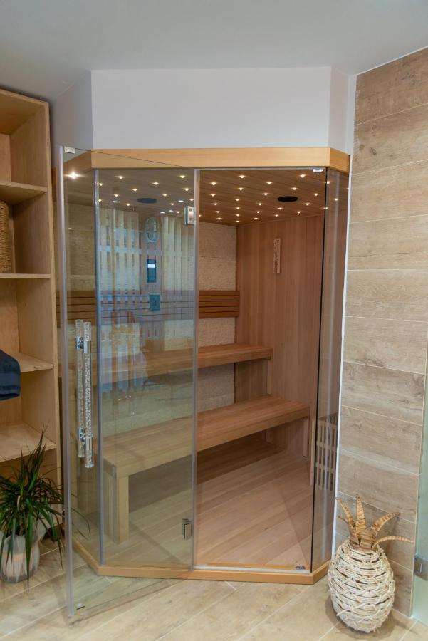 Agora Luxury Boutique Hotel Лоутраки Экстерьер фото