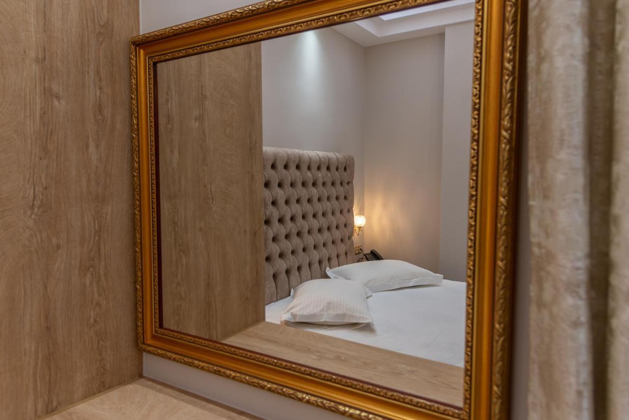 Agora Luxury Boutique Hotel Лоутраки Экстерьер фото