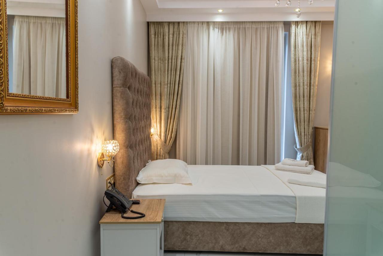 Agora Luxury Boutique Hotel Лоутраки Экстерьер фото